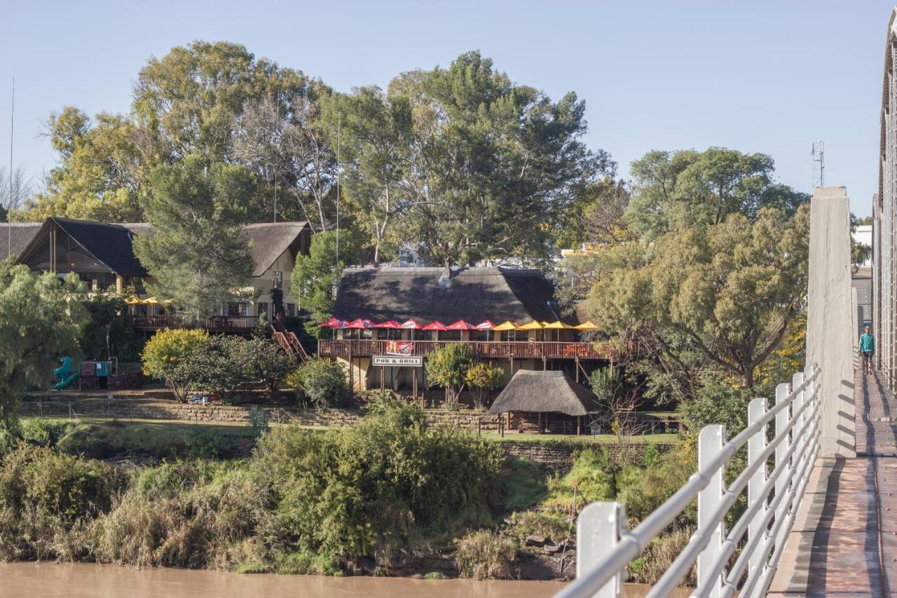 Riverside Lodge & Conference Center Aliwal North Eksteriør billede